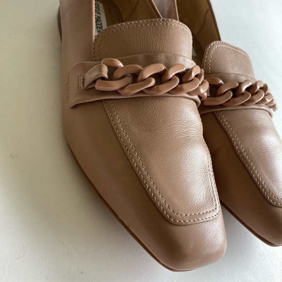 Steve Madden Cream Leather Chain Loafers size 10 - Picture 7 of 15